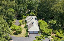 490 OAK CIR, CHARLOTTESVILLE, VA 22901