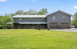 1832 Quiet Acres Road, Lampe, MO 65681