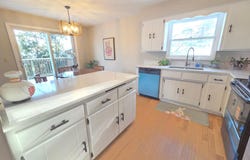 4174 Oakcrest Drive, Vadnais Heights, MN 55127