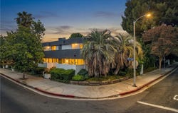 5142 Zelzah, Encino, CA 91316