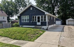 1870 Shaw Avenue, Akron, OH 44305