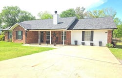 206 Jones, Elkhart, TX 75839