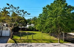 3828 Washington Ave, Miami, FL 33133