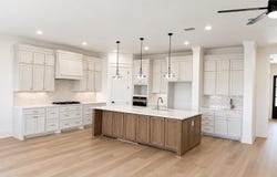 1614 Hunt Dr, Salado, TX 76571