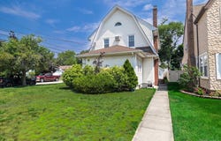 59 Hampton Road, Lynbrook, NY 11563