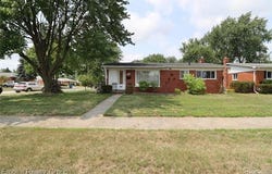 5190 Westlake Street, Dearborn Heights, MI 48125