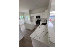 710 Bland St, Taylor, TX 76574