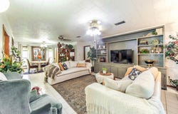 221 Mary Beth, Houma, LA 70364