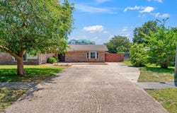 628 Mountain Drive, Destin, FL 32541