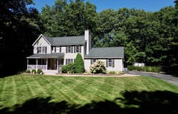9 Hampstead Road, Merrimack, NH 03054
