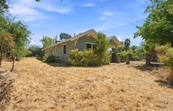 30764 Ave 176, Springville, CA 93265