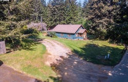 56054 Prosper Junction Rd, Bandon, OR 97411