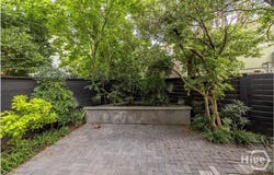 513 E Perry Street, Savannah, GA 31401