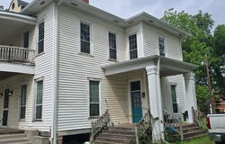 859 N 4th, TIMPSON, TX 75975