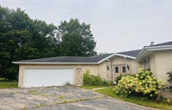 N6716 HIGHVIEW Road, GRESHAM, WI 54128-0000