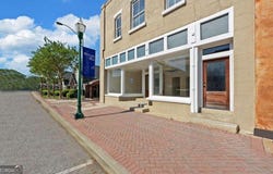 111 N Sage Street, Toccoa, GA 30577