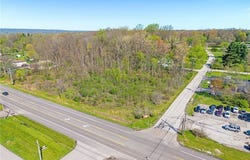 Aurora Road, Sagamore Hills, OH 44067