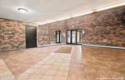8970 N Parkside Avenue, Des Plaines, IL 60016