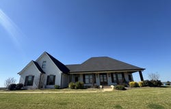 329 Gilmer'S Chapel Road, Conehatta, MS 39057