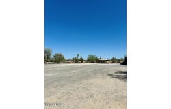 25295 Ochoco Way, Bouse, AZ 85325