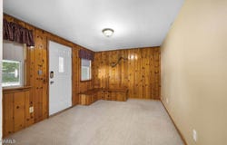 2202 University Avenue, Williston, ND 58801