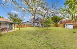 1102 S College St, Brady, TX 76825