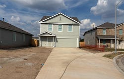137 Spotbill Ct, Uhland, TX 78640
