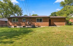 3248 Greenbridge Drive, Bridgeton, MO 63044