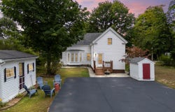 18 Maple Street, North Berwick, ME 03906