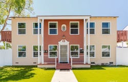 3002 W Victory Boulevard, Burbank, CA 91505