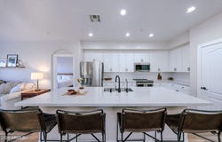 705 W QUEEN CREEK Road, Chandler, AZ 85248