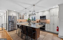 60 LAUREL Drive, MONROEVILLE, NJ 08343