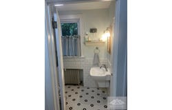 401 Mountain View Ave, BLUEFIELD, WV 24701