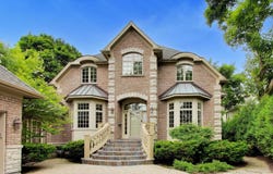 995 Old Elm Place, Glencoe, IL 60022
