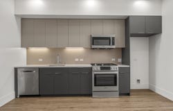 1545 32nd St, Oakland, CA 94608