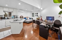 720 3rd Street, Encinitas, CA 92024
