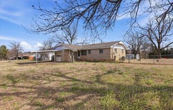 2510 N Peebly Road, Harrah, OK 73045