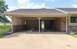 1206 D ST, Barling, AR 72923