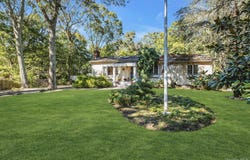111 Bay Avenue E, Hampton Bays, NY 11946