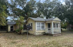 829 Second St., Gilmer, TX 75644
