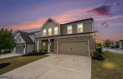 305 Sterling Creek Way, Loganville, GA 30052
