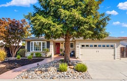 185 Midvale Drive, Vacaville, CA 95687