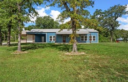 145 Private Road 944, Fairfield, TX 75840