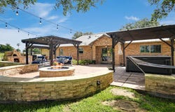 1700 Plum Ln, Brenham, TX 77833