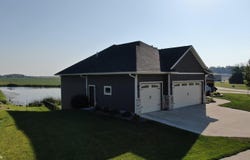 305 White Fox Drive, Clarion, IA 50525