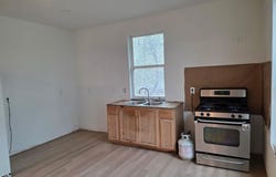 134 Plumeria Dr, Dale, TX 78616