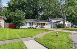 166 Pinewood Drive, Elyria, OH 44035