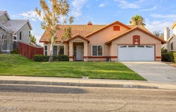 3227 Willowbrook Avenue, Palmdale, CA 93551