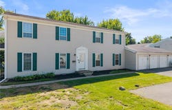 28 Valley Forge Lane, Elyria, OH 44035