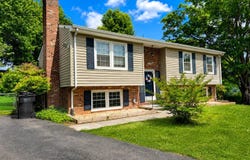5225 Foxtail Ln, Roanoke, VA 24019